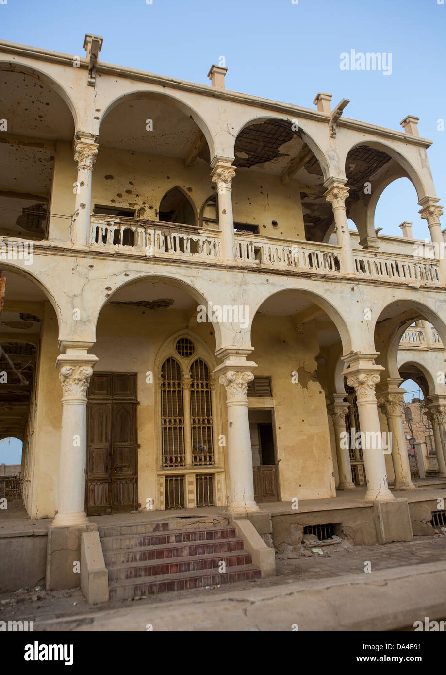 Ruins Of The Former Banca D Italia, Massawa, Eritrea Stock Photo