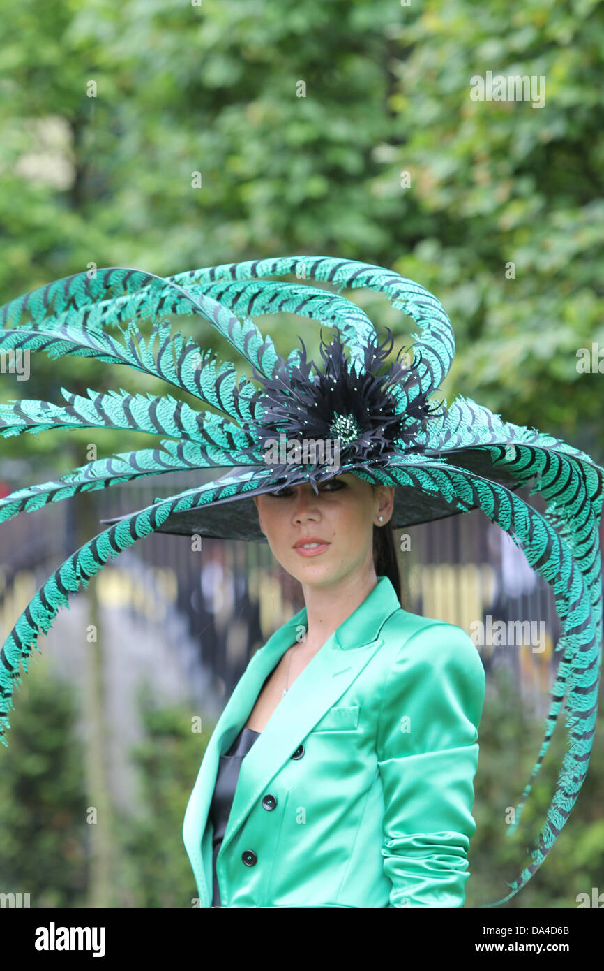 Ascot hat hi-res stock photography and images - Alamy