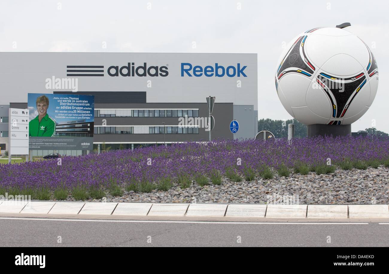 The world's largest Adidas Group distribution center has opened with an  investment of more than 100 million euros in Rieste, Germany, 03 July 2013.  Photo: FRISO GENTSCH Stock Photo - Alamy