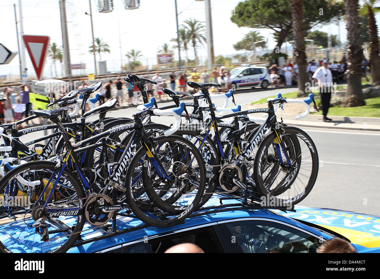 Roof rack on car hires stock photography and images Alamy