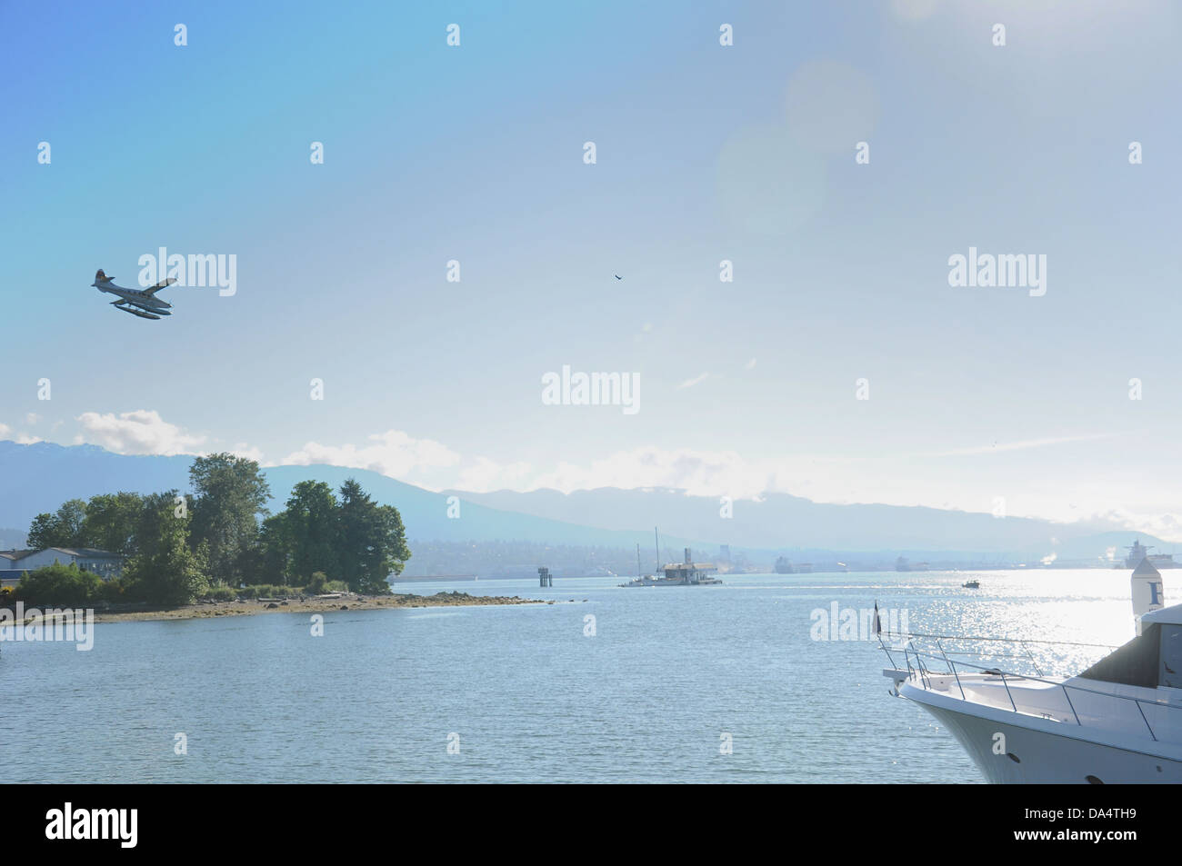 Landing by the water hi-res stock photography and images - Alamy