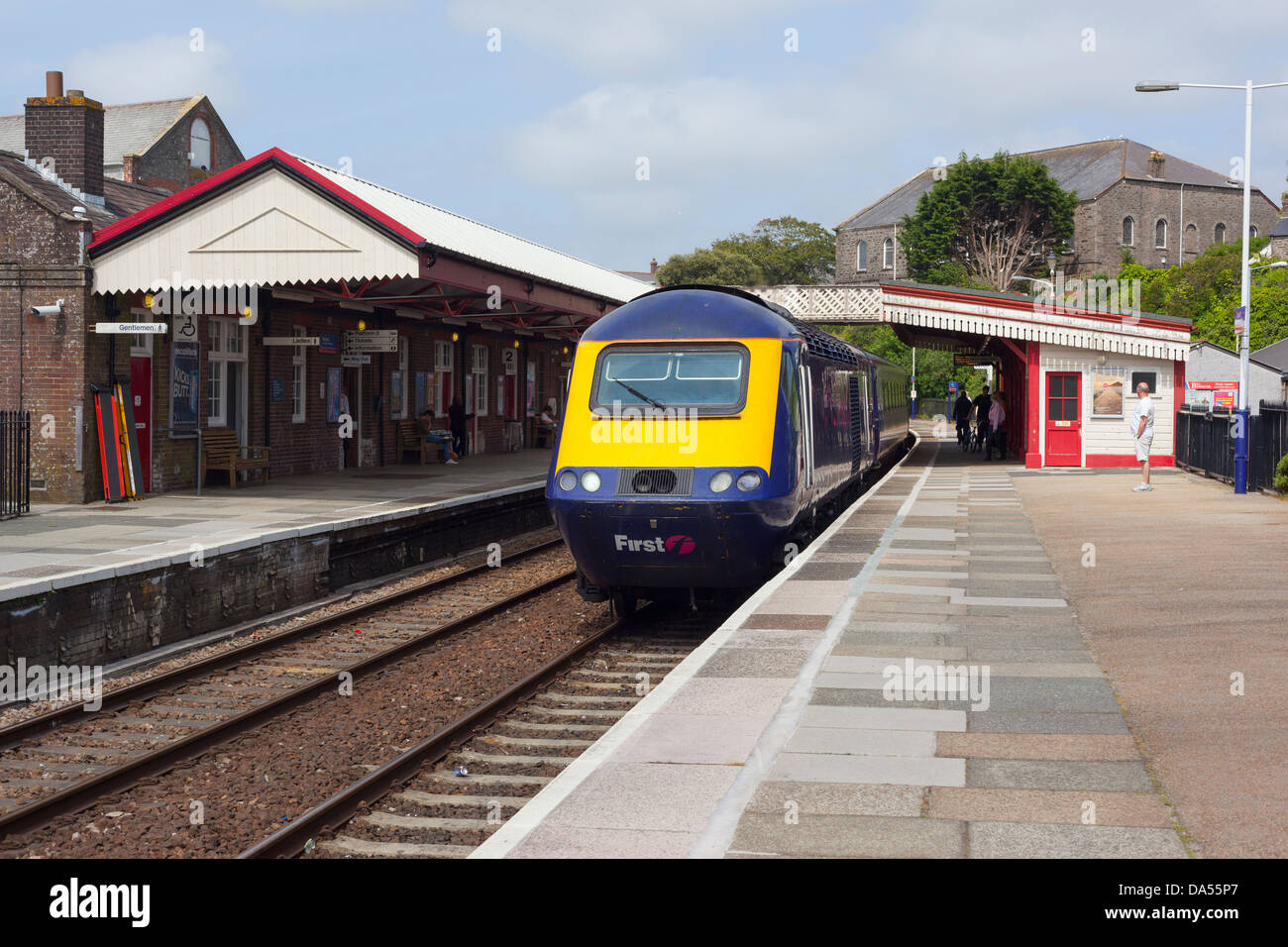 Redruth railway station, Cornwall England.  First Great Western high speed train from London to Penzance. Stock Photo