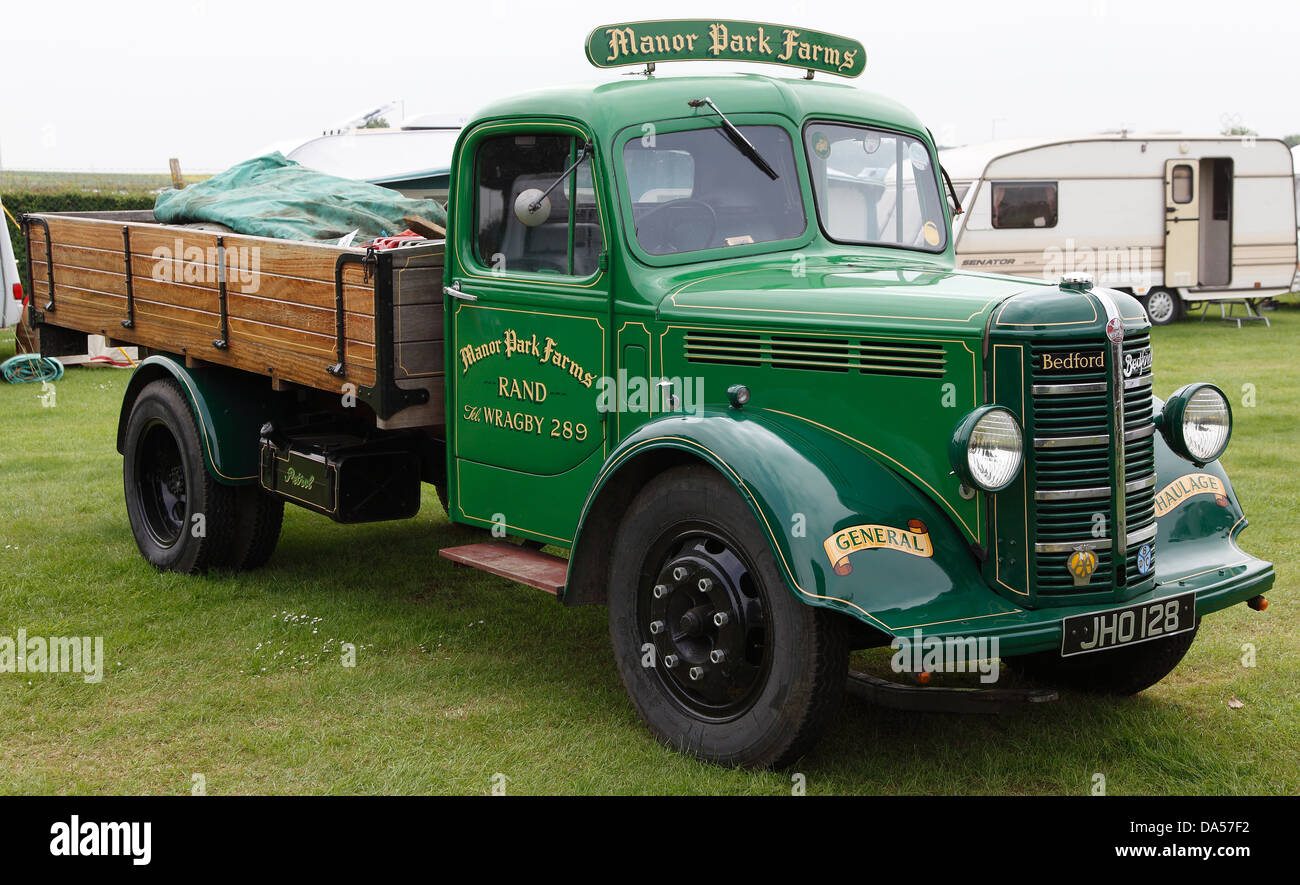 VINTAGE BEDFORD TRUCK. ENGLAND. UK Stock Photo Alamy