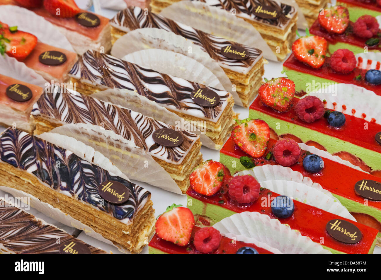 England, London, Knightsbridge, Harrods, Display of Cakes Stock Photo