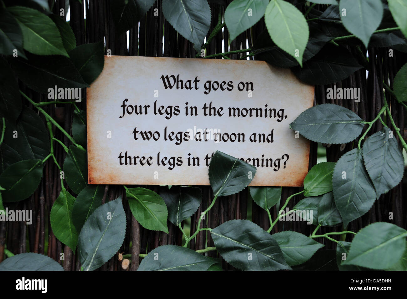 The selfish giant wilde hi-res stock photography and images - Alamy