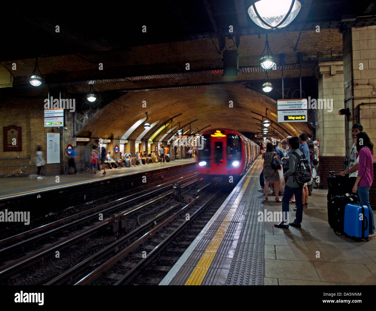 Hammersmith & City Line train arriving at platform, Baker Street