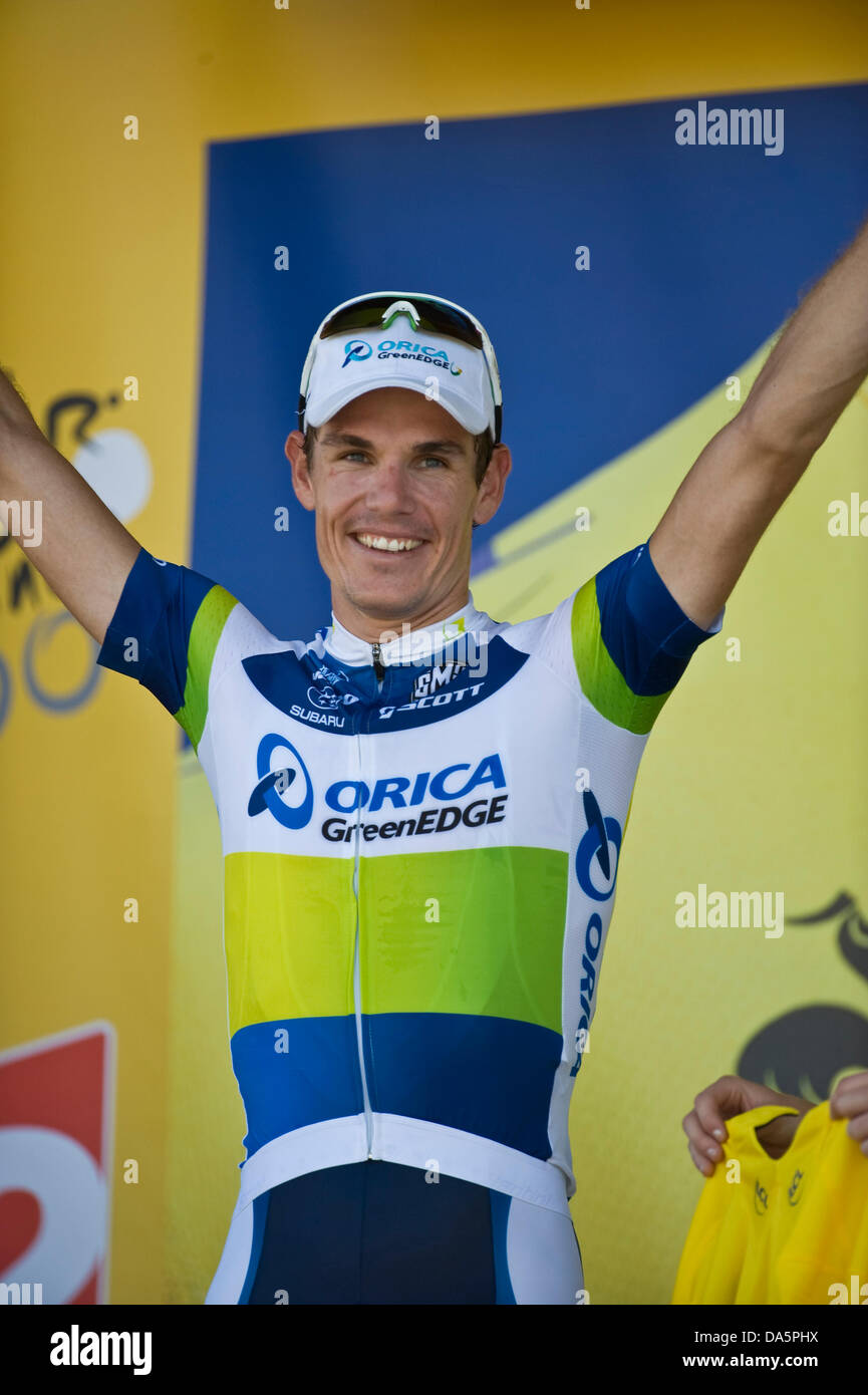 daryl impey yellow jersey