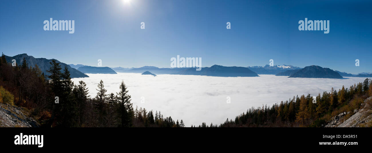 Sun and fog mountains hi-res stock photography and images - Alamy