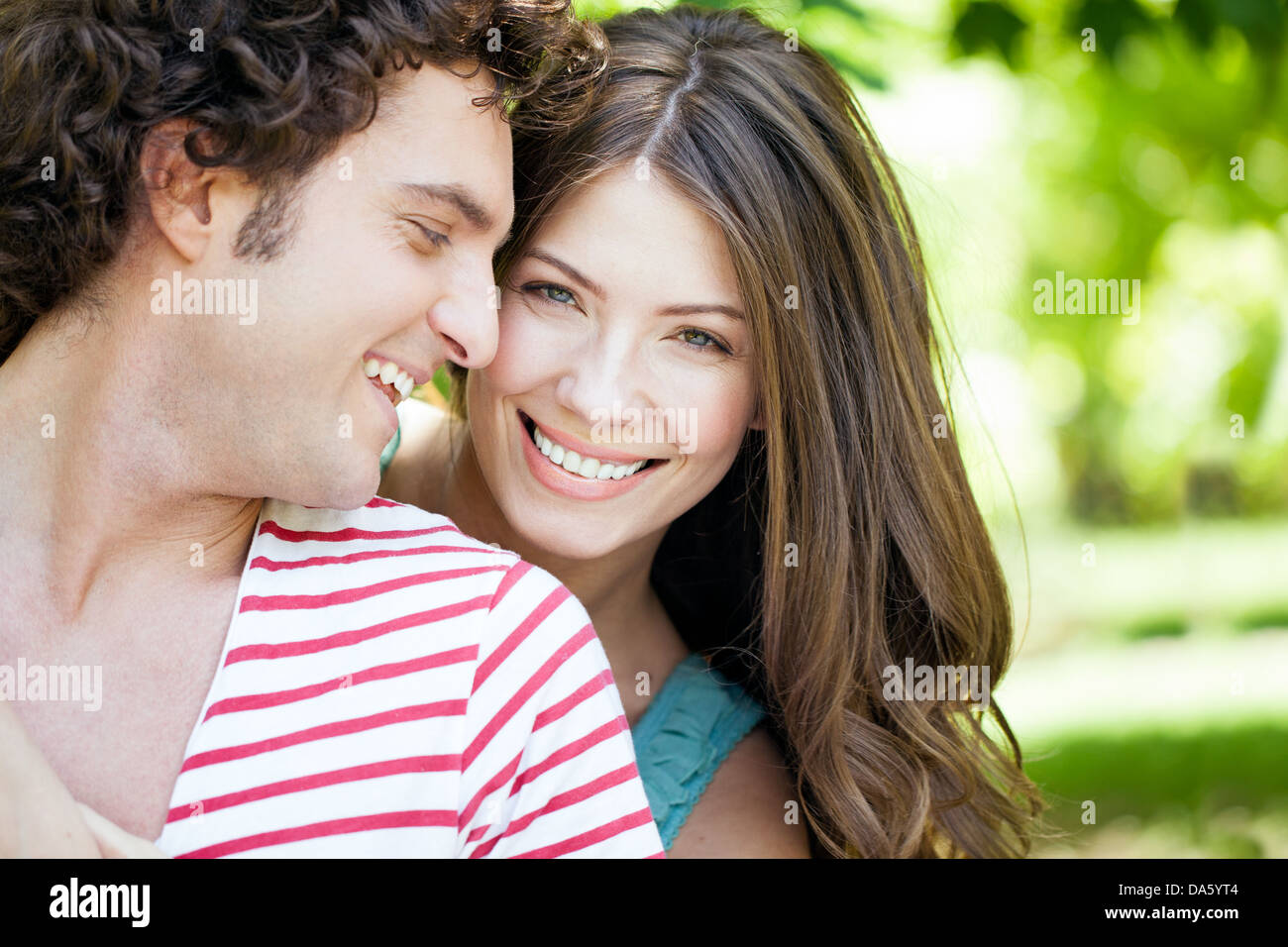 Romantic couple close up hi-res stock photography and images - Alamy
