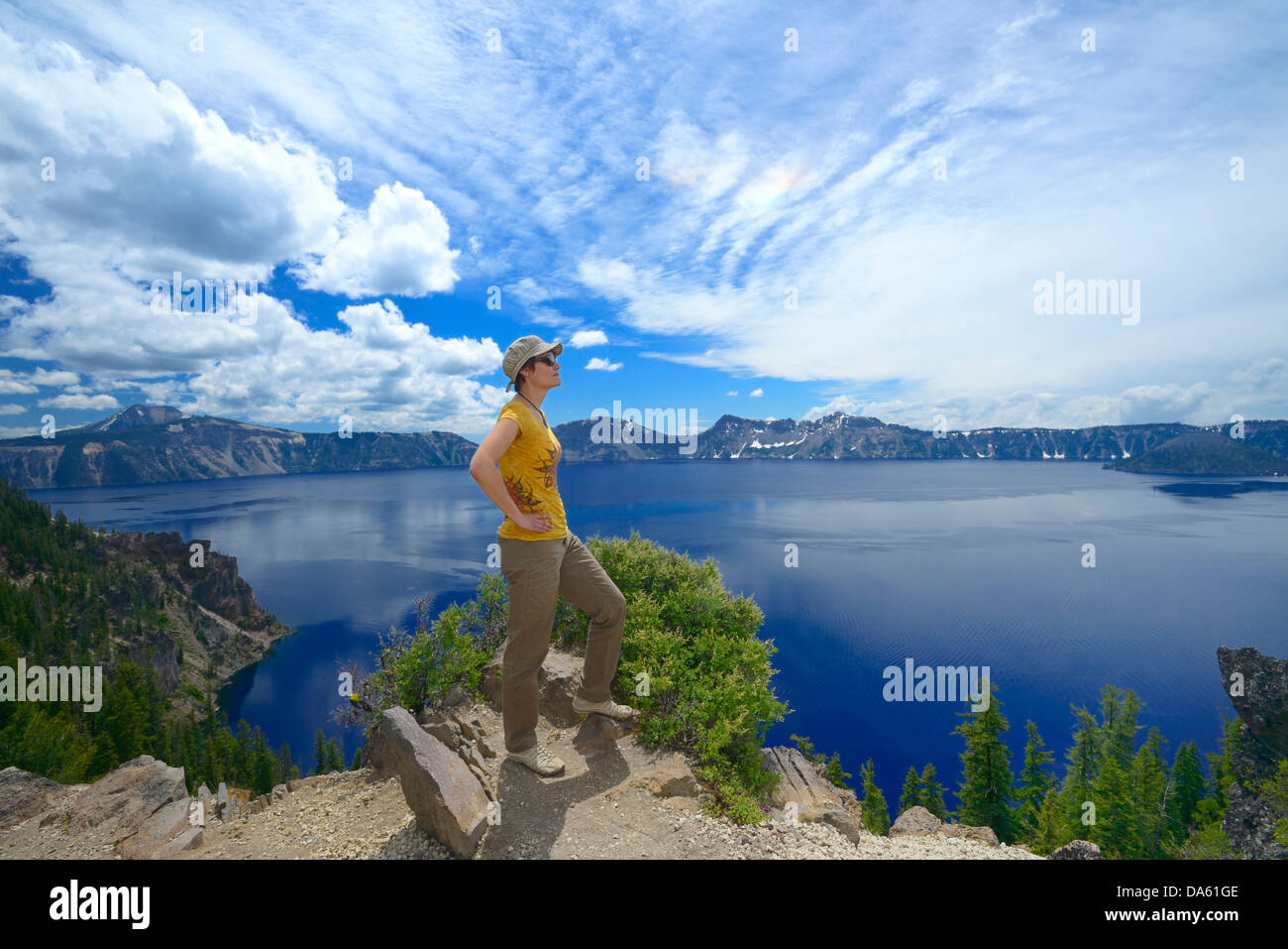 Pacific Northwest, Oregon, USA, United States, America, Cascade Mountains, Crater Lake, National Park, woman, cap, vista point, Stock Photo