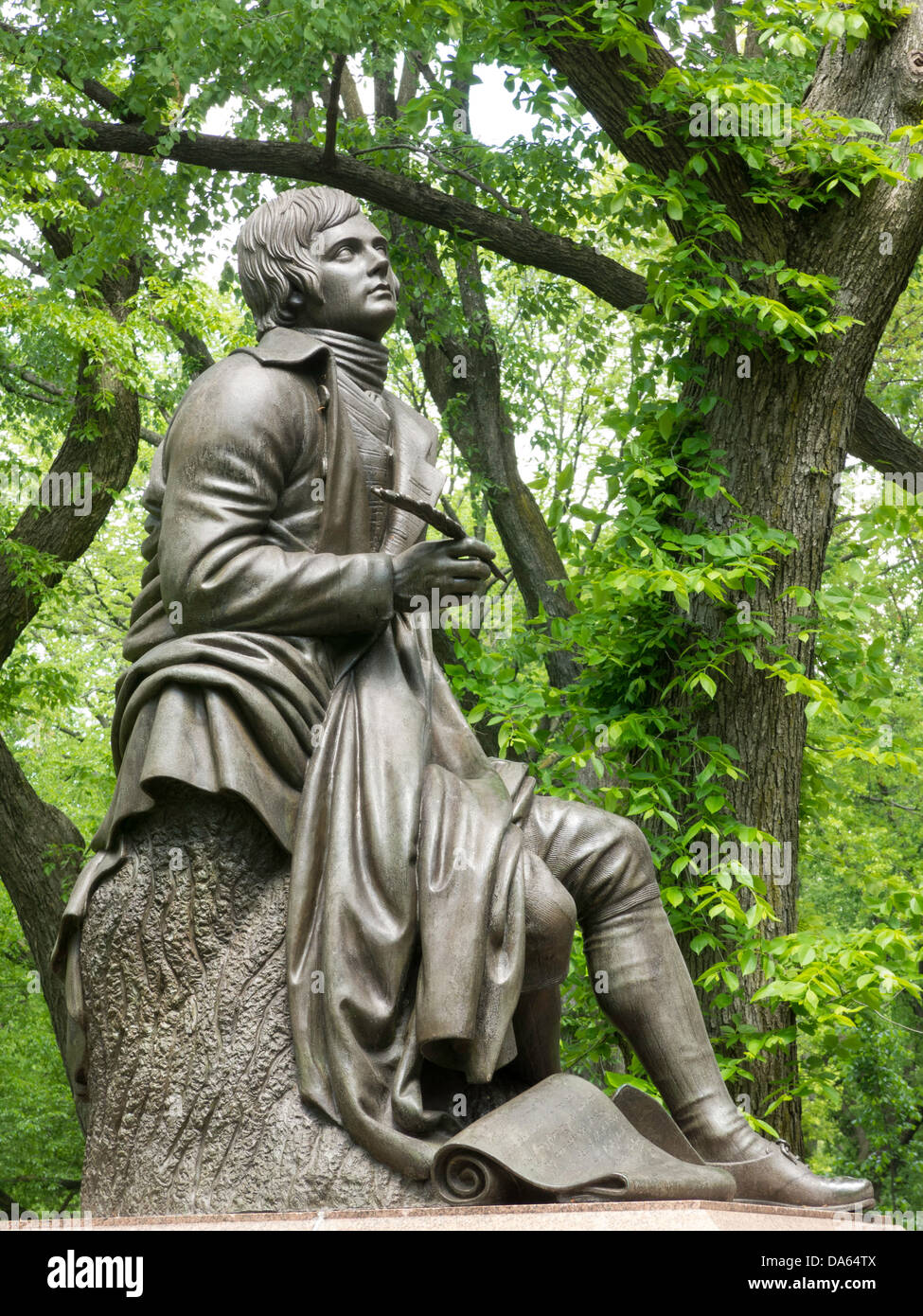 Robert Burns Sculpture is located at the South end of Literary Walk in Central Park, New York City, USA Stock Photo