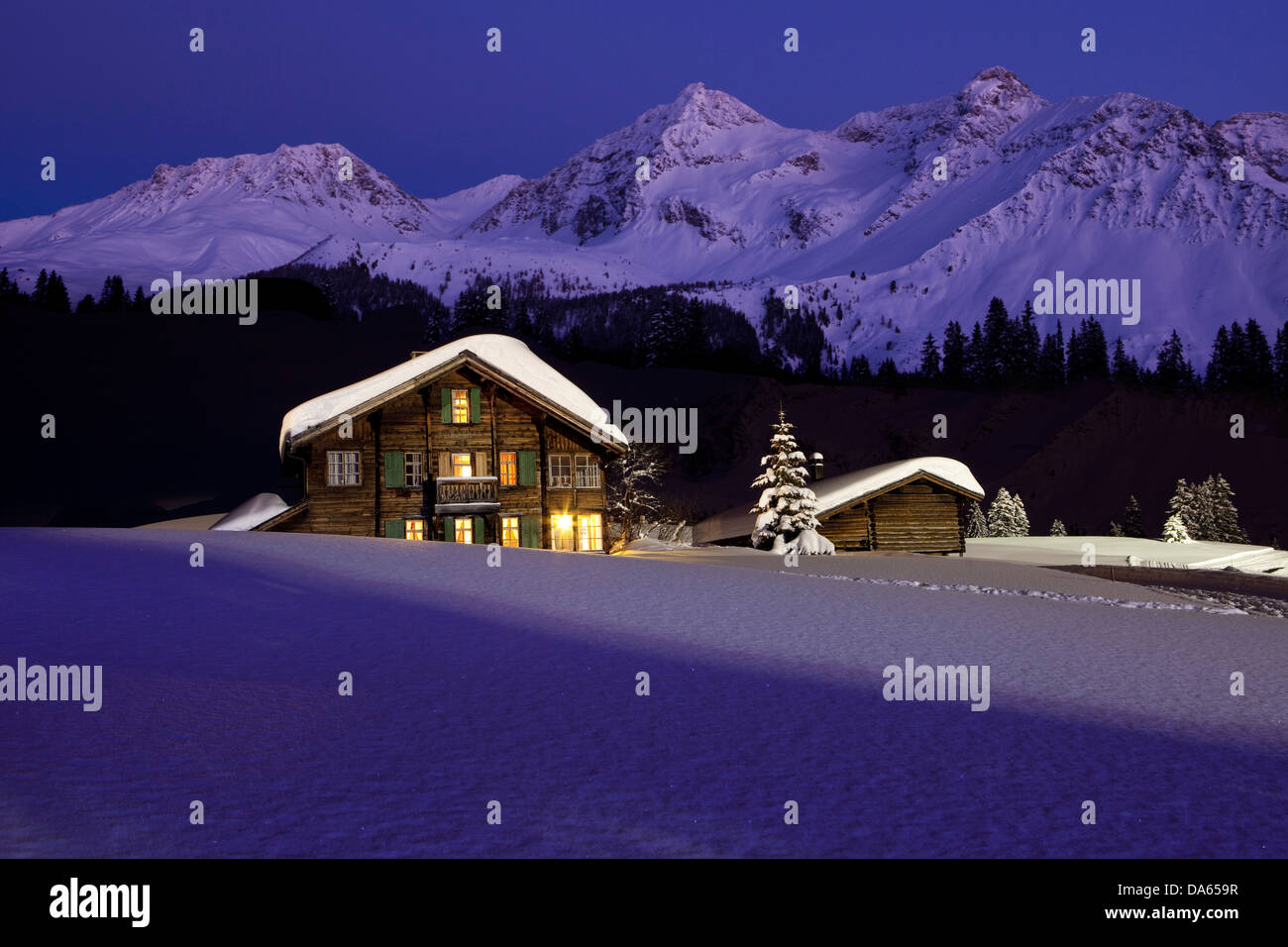 Summer cottages, Arosa, mountain, mountains, catering, restaurant, hotel, hut, mountain house, alpine hut, night, dark, winter, Stock Photo