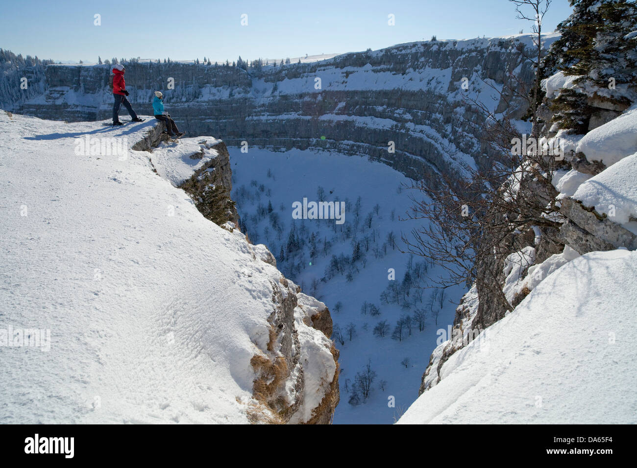 Snow shoe tour, snowshoe tour, tour, mountain tour, Creux du van, Val de Travers, Neuenburg Jura, canton, JU, snow, winter, clif Stock Photo