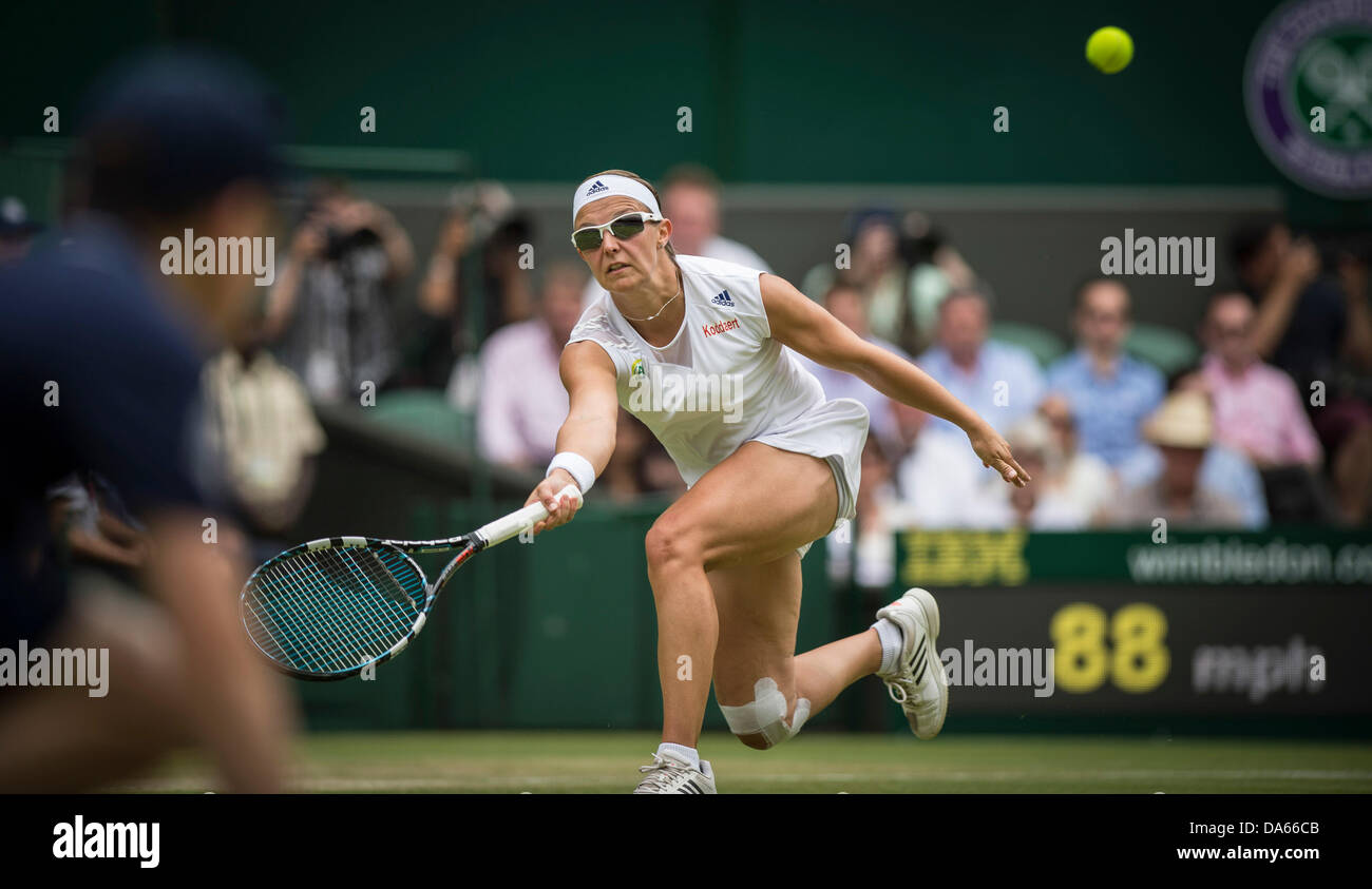 London, UK. 04th July, 2013. Kirsten Flipkens (Bel)  Ladies semi-finals match between Flipkens and Bartoli, which was won by Bartoli by a score of 6-1 6-2 to reach the finals versus Lisicki. Credit:  Action Plus Sports Images/Alamy Live News Stock Photo