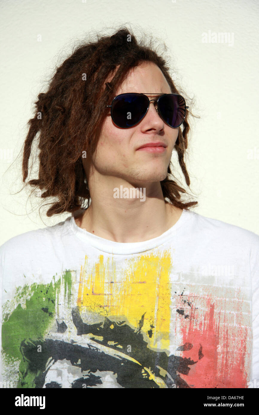 Rasta man with dreadlocks hi-res stock photography and images - Alamy
