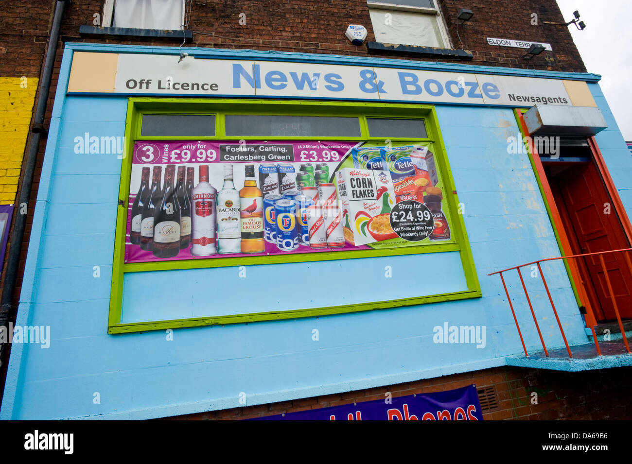 Off Licence and Newsagents at Eldon Terrace Leeds West Yorkshire England UK Stock Photo