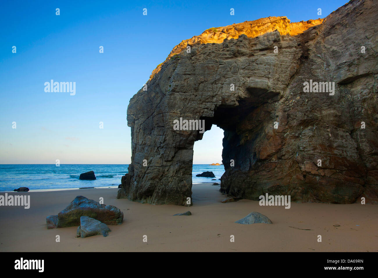 Côte Sauvage, France, Europe, Brittany, department Morbihan, coast, rock, cliff, rock formation, arc, sea, morning light Stock Photo