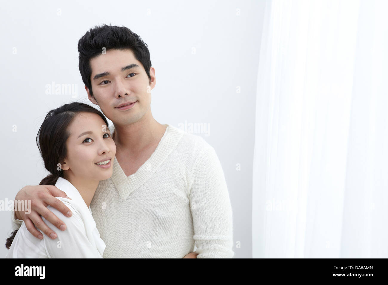 Beautiful asian women posing hi-res stock photography and images - Alamy