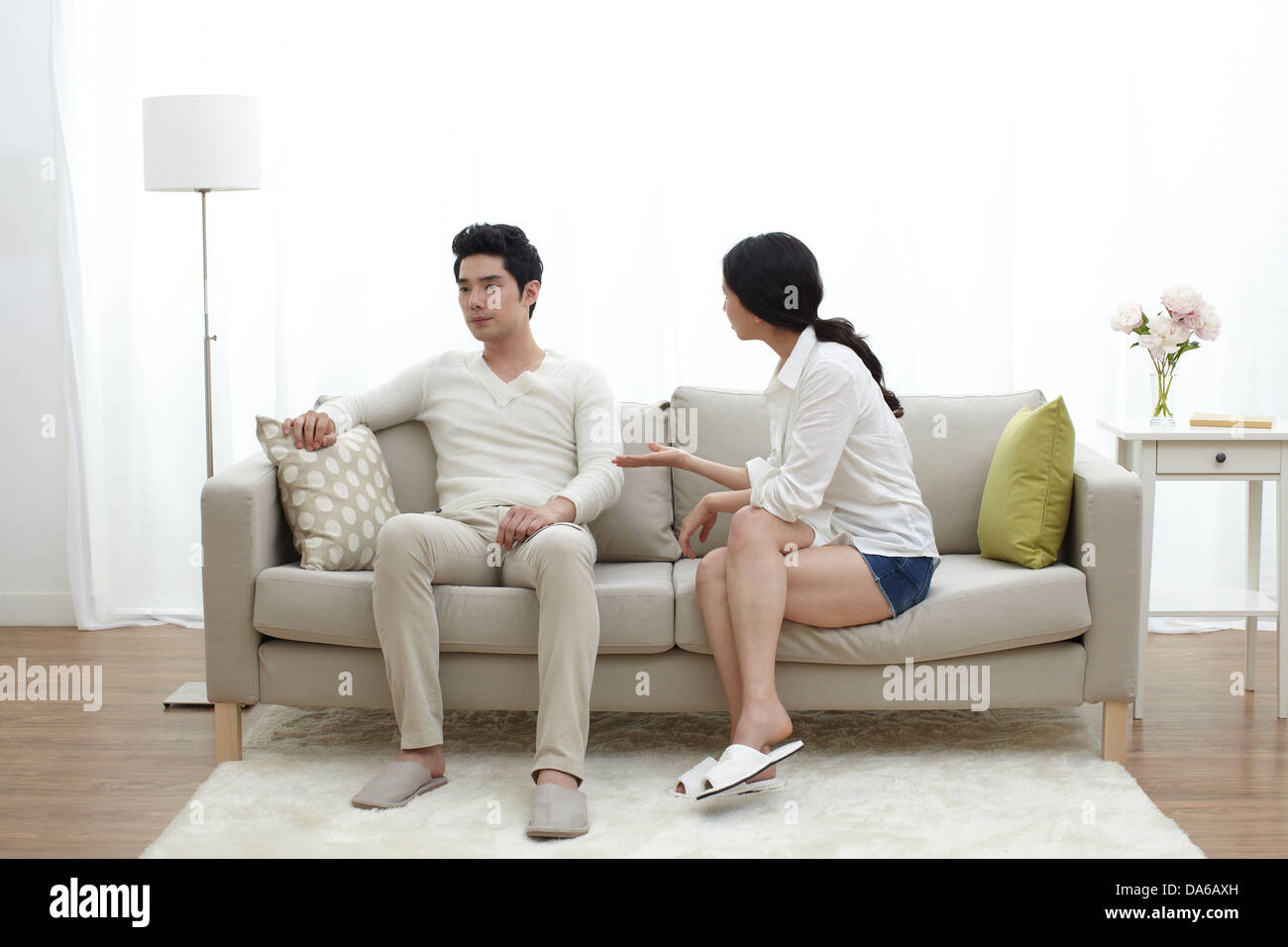 A young couple having relationship difficulties Stock Photo - Alamy