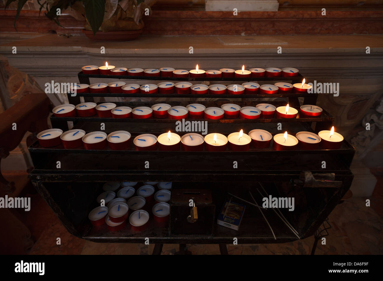 Candlelight at Church Stock Photo Alamy