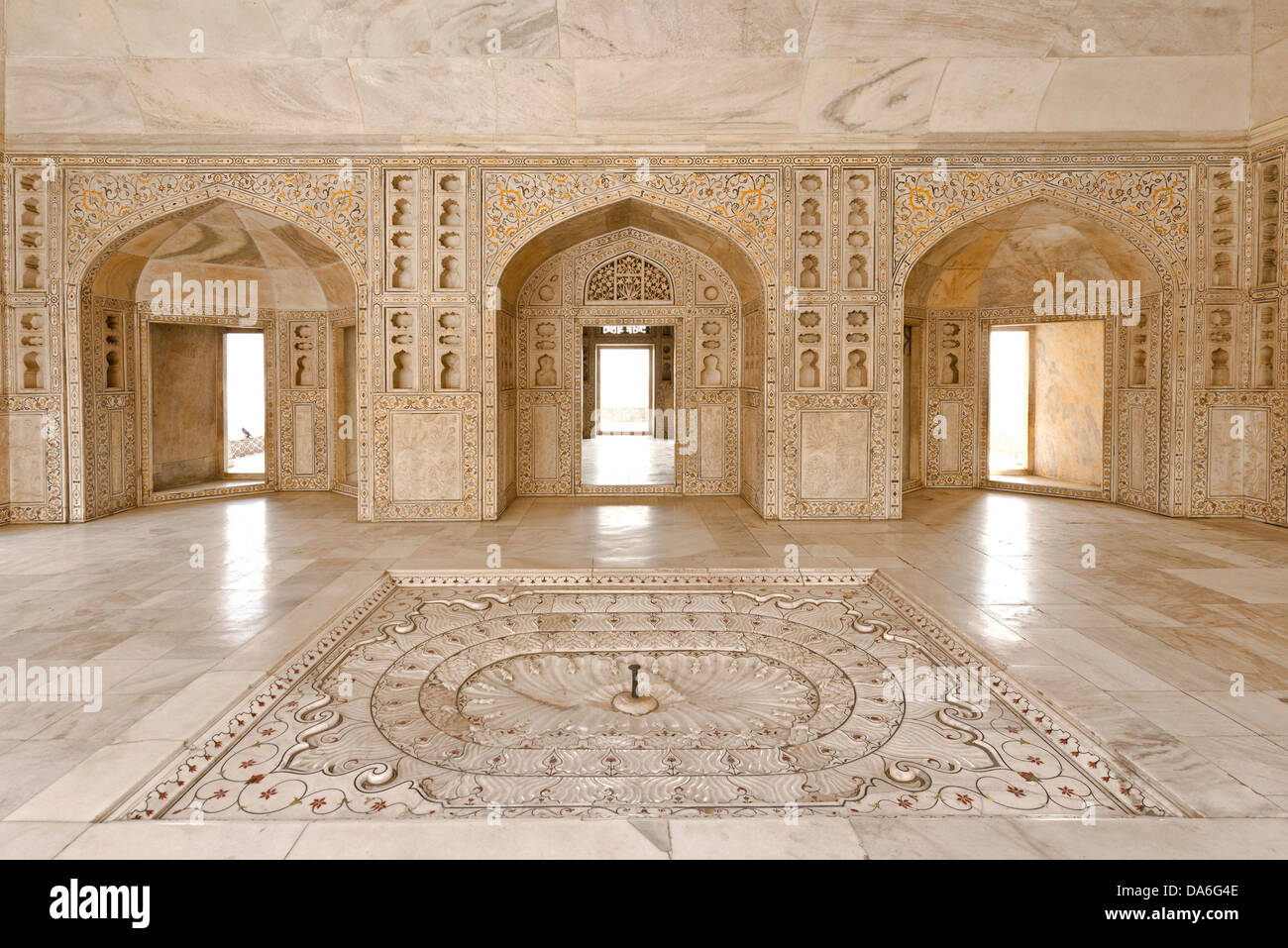 Coloured stone and glass inlays in the marble pavilion of Khas Mahal, Red Fort Stock Photo