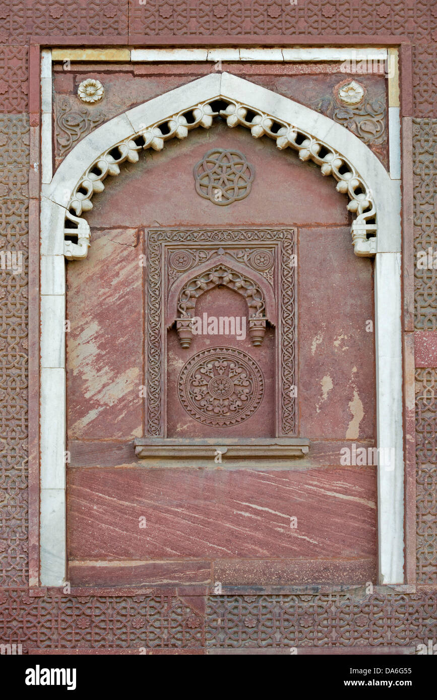 Decorative elements carved in sandstone and marble, Red Fort Stock Photo