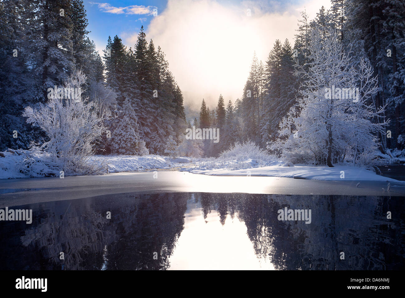 USA, United States, America, California, Eastern Sierras, Snow, river, Ice, Trees, winter, landscape, lake Stock Photo
