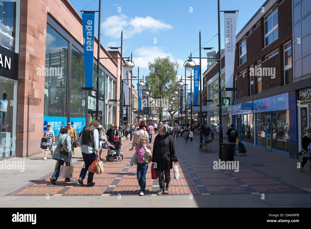 Pedestriansed Shopping Street in Swindon Stock Photo