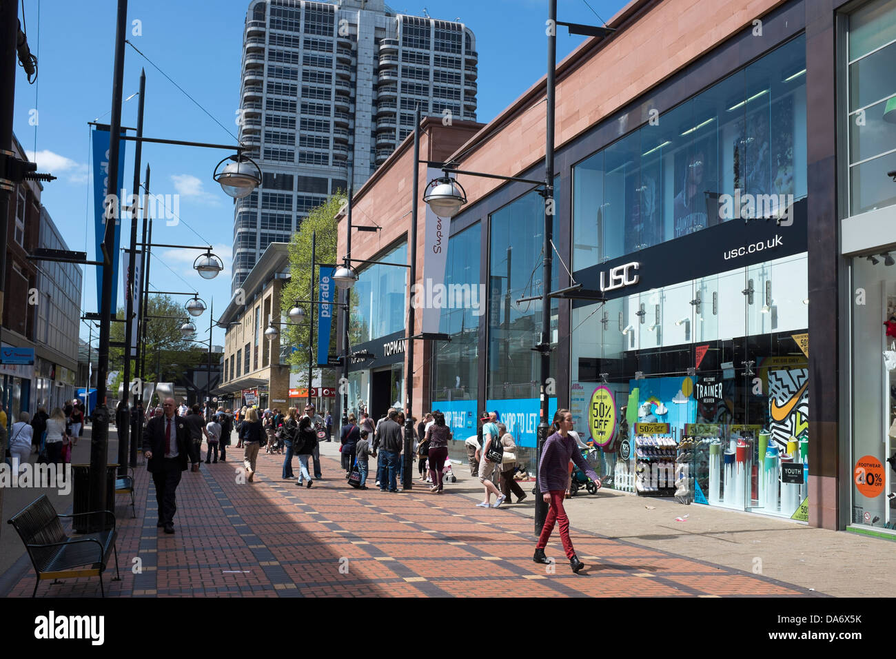 Pedestriansed Shopping Street in Swindon Stock Photo