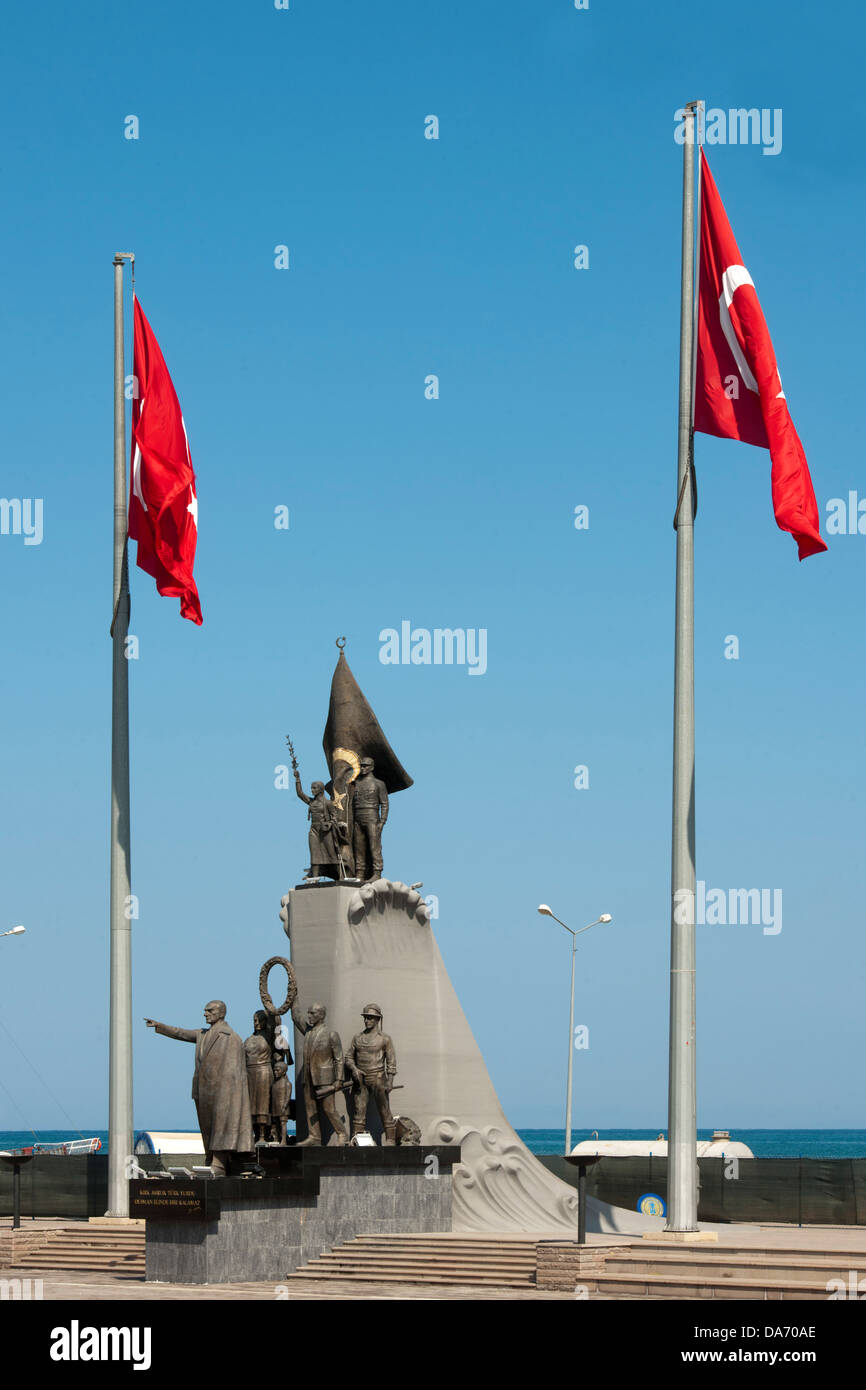 Türkei, Provinz Hatay (Antakya), Iskenderun, Atatürk-Denkmal Stock Photo