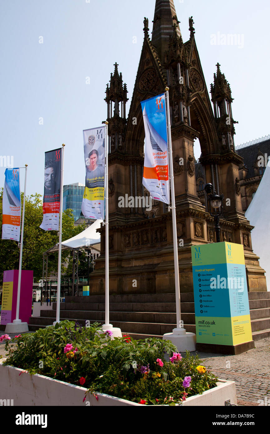 Manchester 5th July, 2013. Fourth International Festival (MIF) located in Albert Square, in front of Manchester Town Hall.  Festival Square is designated as the heart of MIF, where picnic benches and deckchairs set the summer scene.  Credit:  Conrad Elias/Alamy Live News Stock Photo