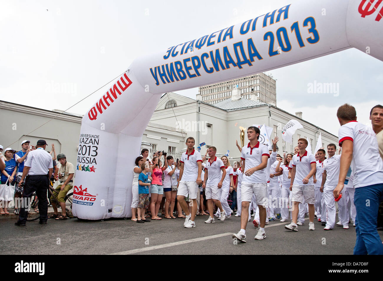 Kazan, Russia, July 6, 2013. The final stage of the Universiade torch relay. Torch are FISU President Claude-Louis Gallien, Mayor of Kazan Ilsur Metshin Credit:  Andrew Shlykoff/Alamy Live News Stock Photo