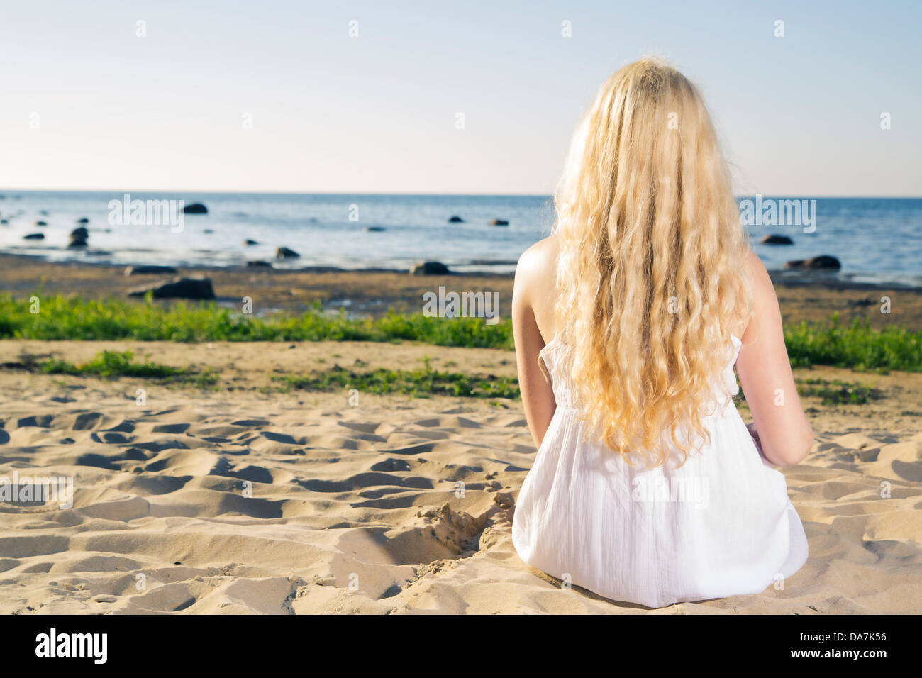 Woman in white dress on hi-res stock photography and images - Alamy