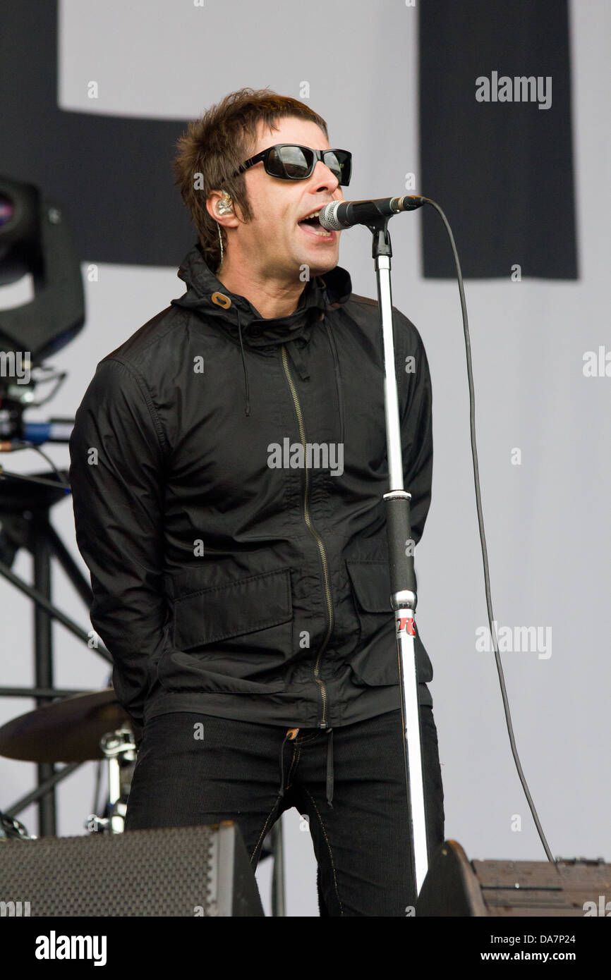 Liam Gallagher's band Beady Eye performing on the Other stage at the Glastonbury festival 2013 Stock Photo