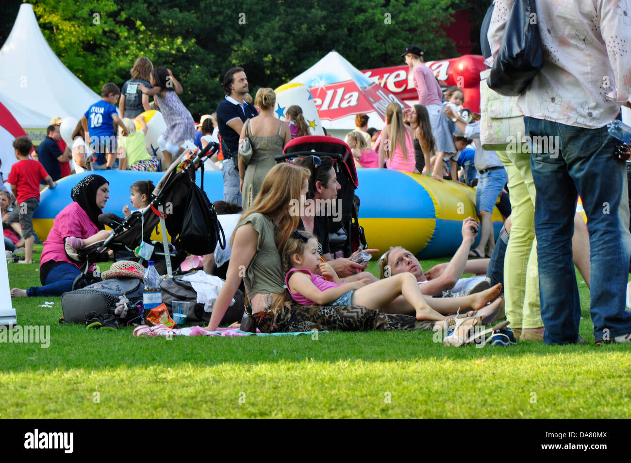 Zurich street food festival hires stock photography and images Alamy