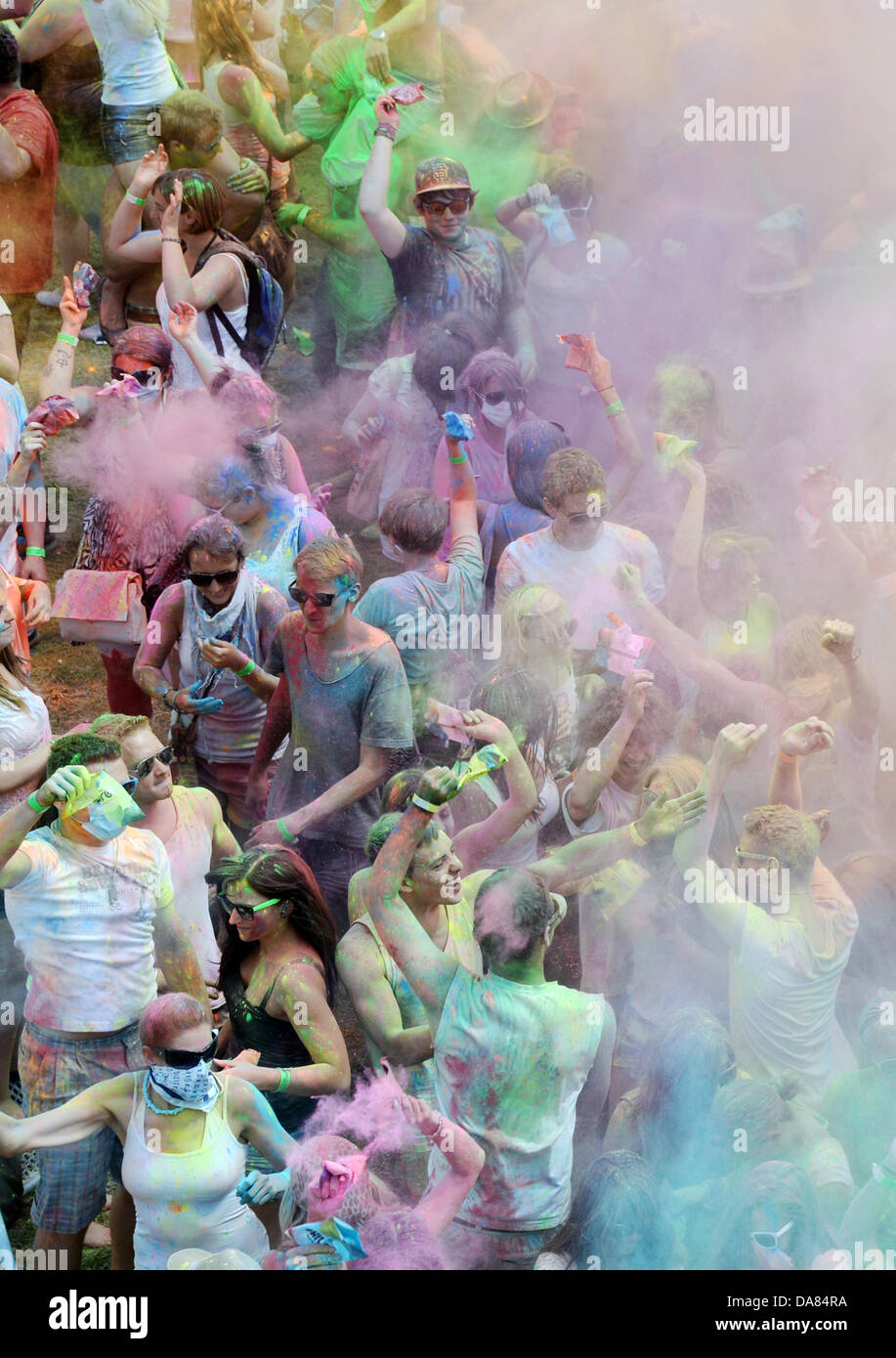 holi festival karlsruhe