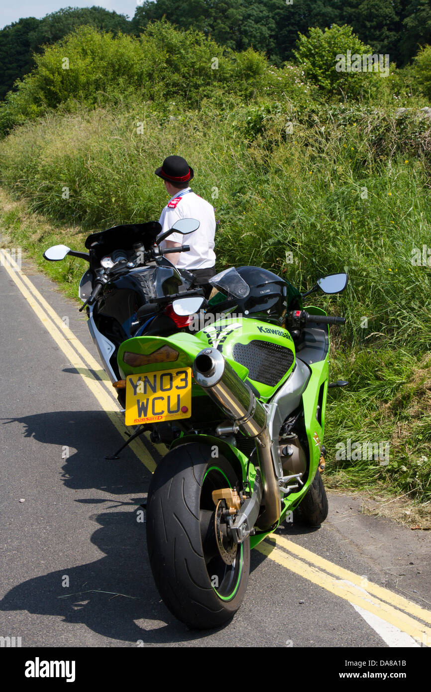 その他 Free! Sony MDR-ZX310AP Wired On-ear Folding Headphones - Black
