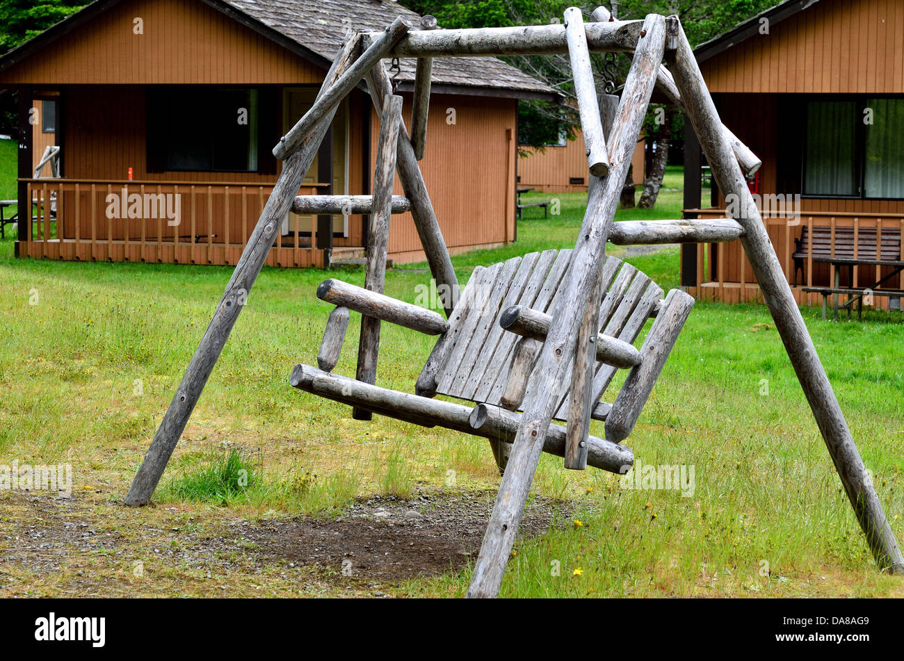 Wooden swing hires stock photography and images Alamy