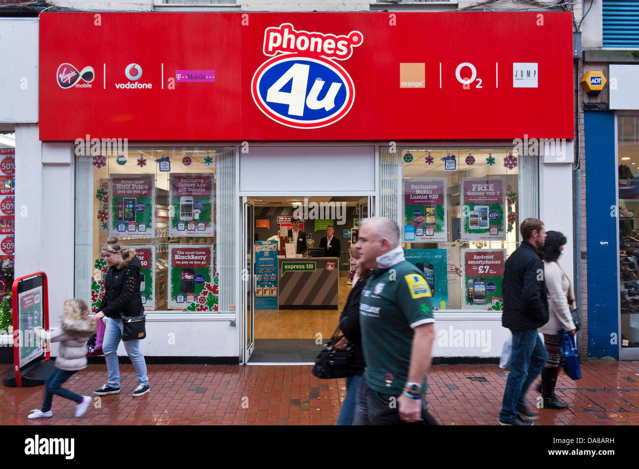 UK mobile phone retailer, Phones 4 u storefront, Reading, Berkshire, GB, UK. Stock Photo