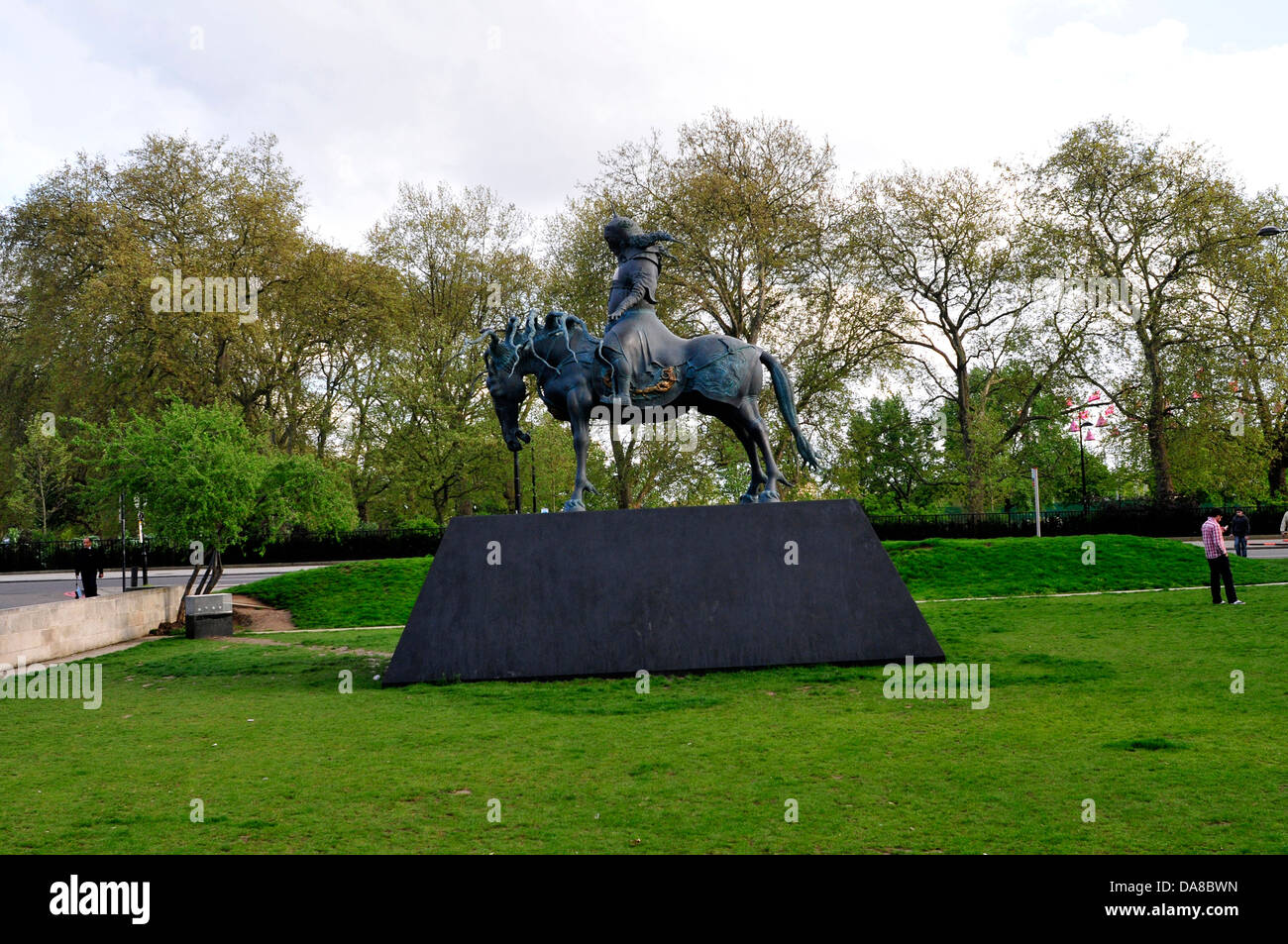 A wide view of a statue of Ghengis Khan, Marble Arch, London, UK Stock Photo
