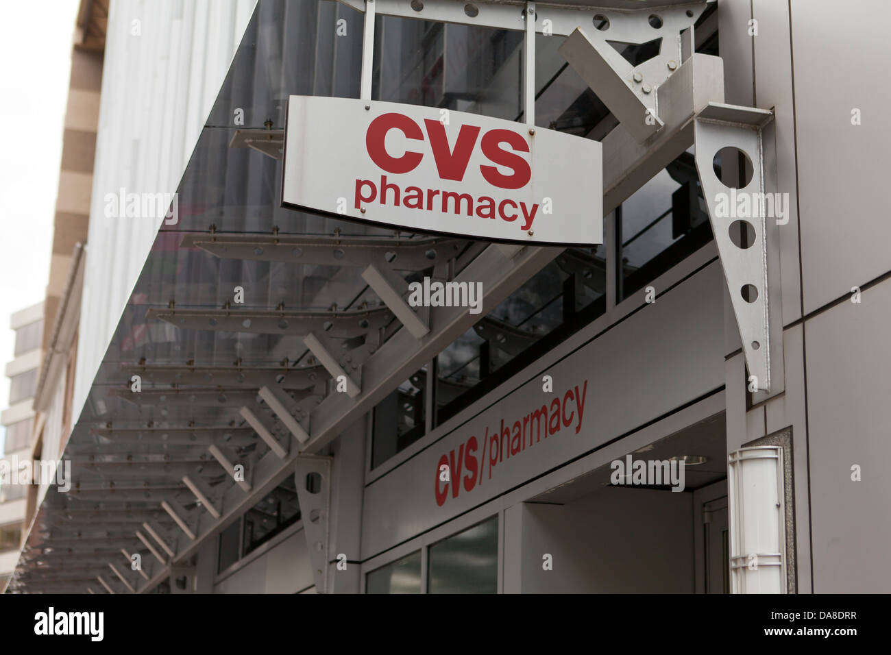 Pharmacy sign hi-res stock photography and images - Alamy