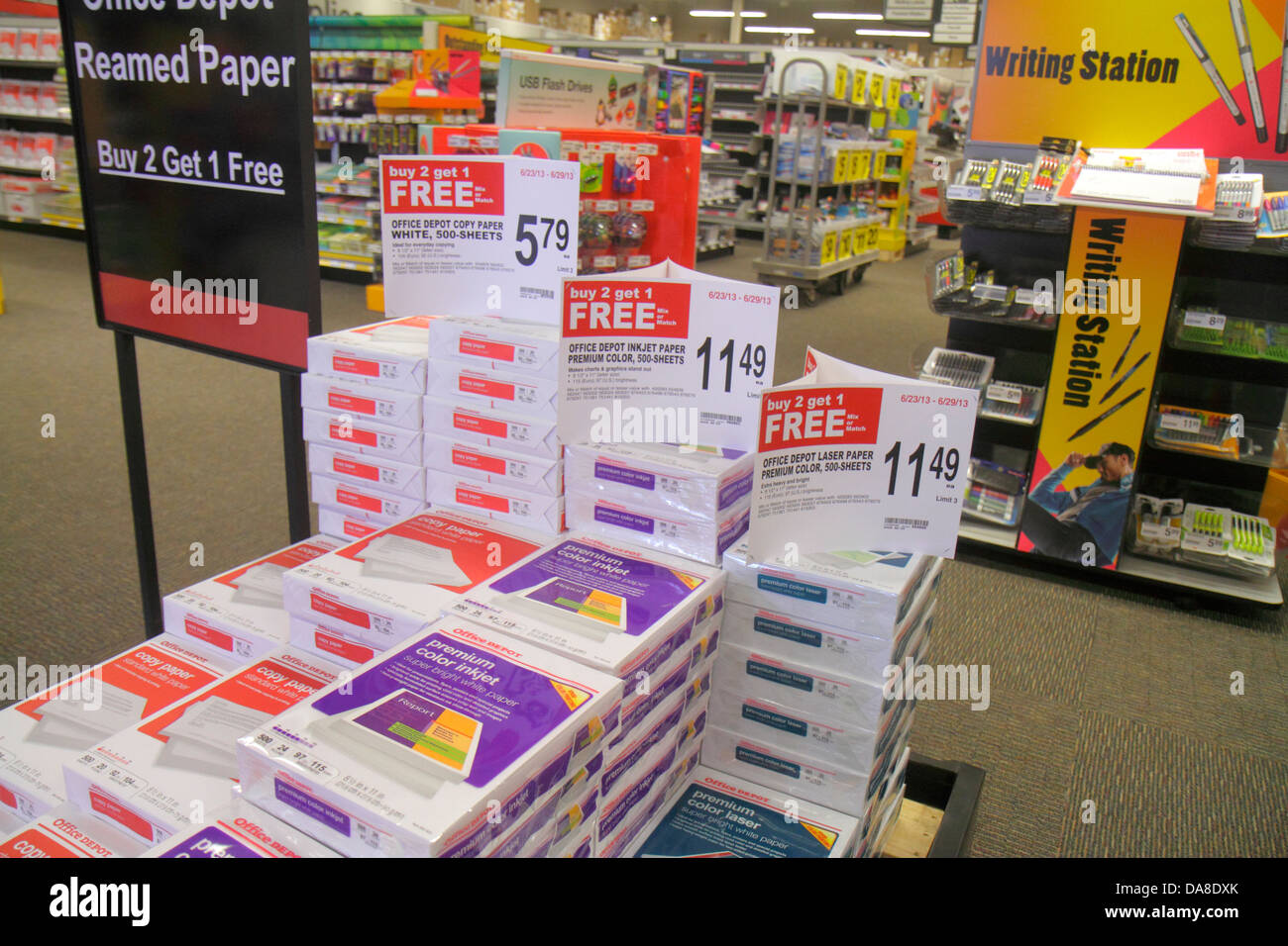 Reamed paper hires stock photography and images Alamy