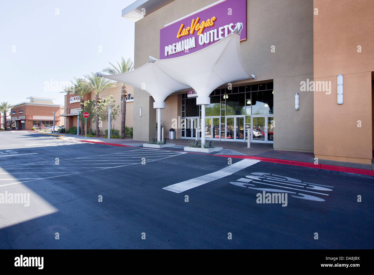 Premium outlets las vegas hi-res stock photography and images - Alamy