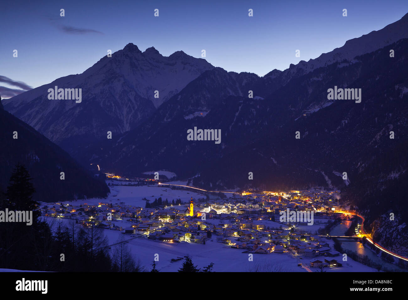Austria, Europe, Tyrol, uplands, Oberes Gericht, Oberinntal, Inntal, Pfunds, tourism, winter, lights, mountains, Samnaun group, Stock Photo