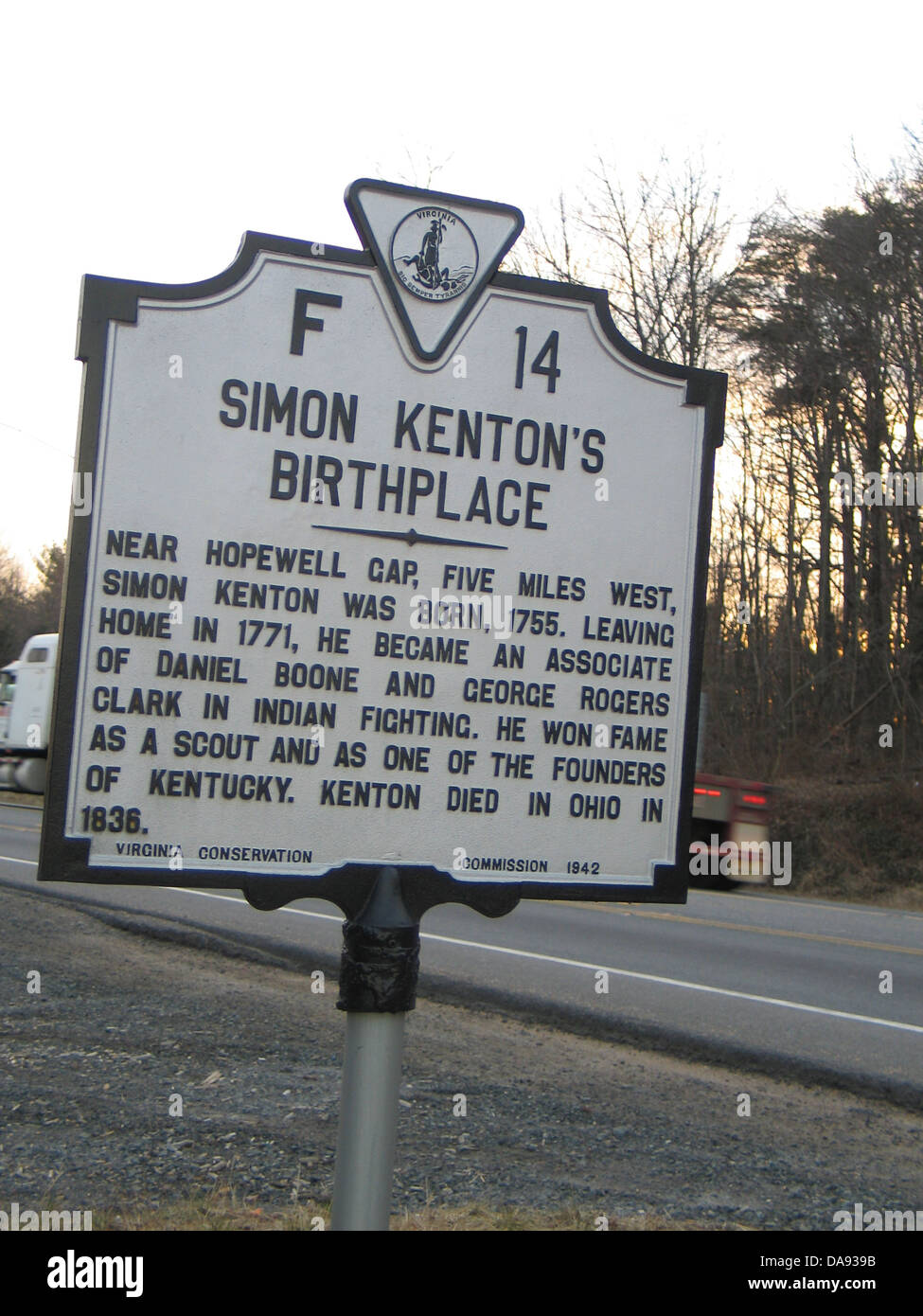 SIMON KENTON'S BIRTHPLACE Near Hopewell Gap, five miles west, Simon Kenton was born, 1755. Leaving home in 1771, he became an associate on Daniel Boone and George Rogers Clark in Indian fighting. He won fame as a scout and as one of the founders of Kentucky. Kenton died in Ohio in 1836. Virginia Conservation Commission 1942 Stock Photo