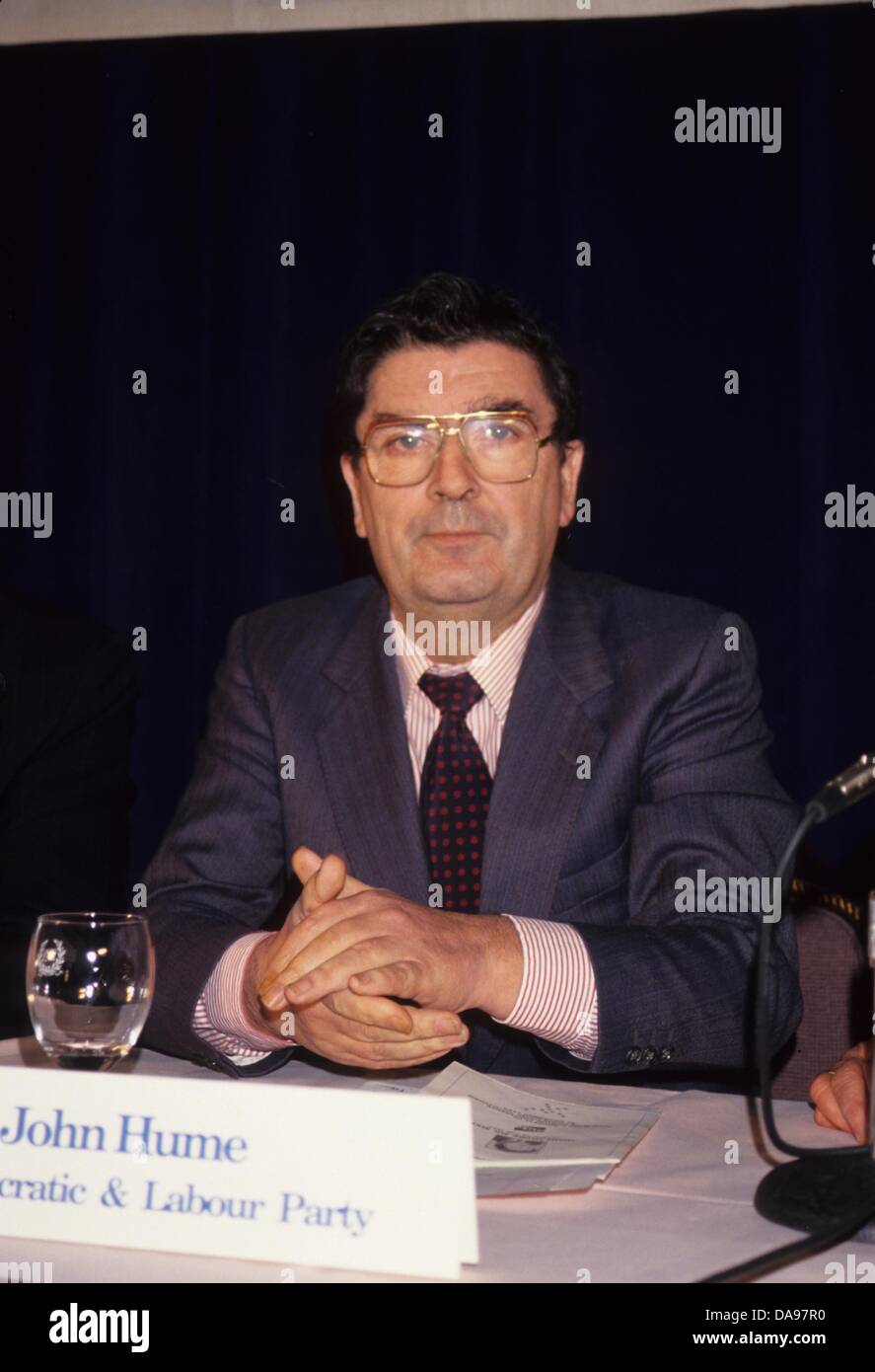 JOHN HUME.National comm. on American Foreign policy conference 1994.l7455ar.(Credit Image: © Andrea Renault/Globe Photos/ZUMAPRESS.com) Stock Photo