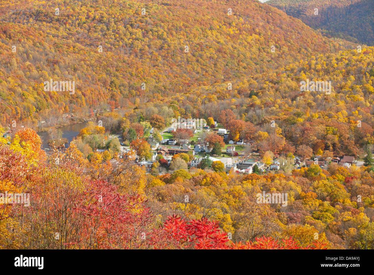 FALL FOLIAGE OHIOPYLE VILLAGE FAYETTE COUNTY PENNSYLVANIA USA Stock
