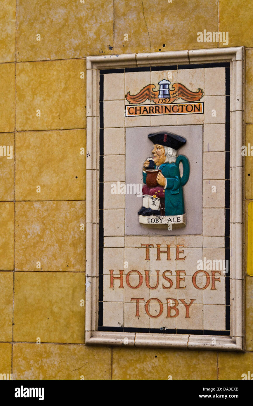 Borough of Islington-Tiled sign outside of Public house-London Stock Photo