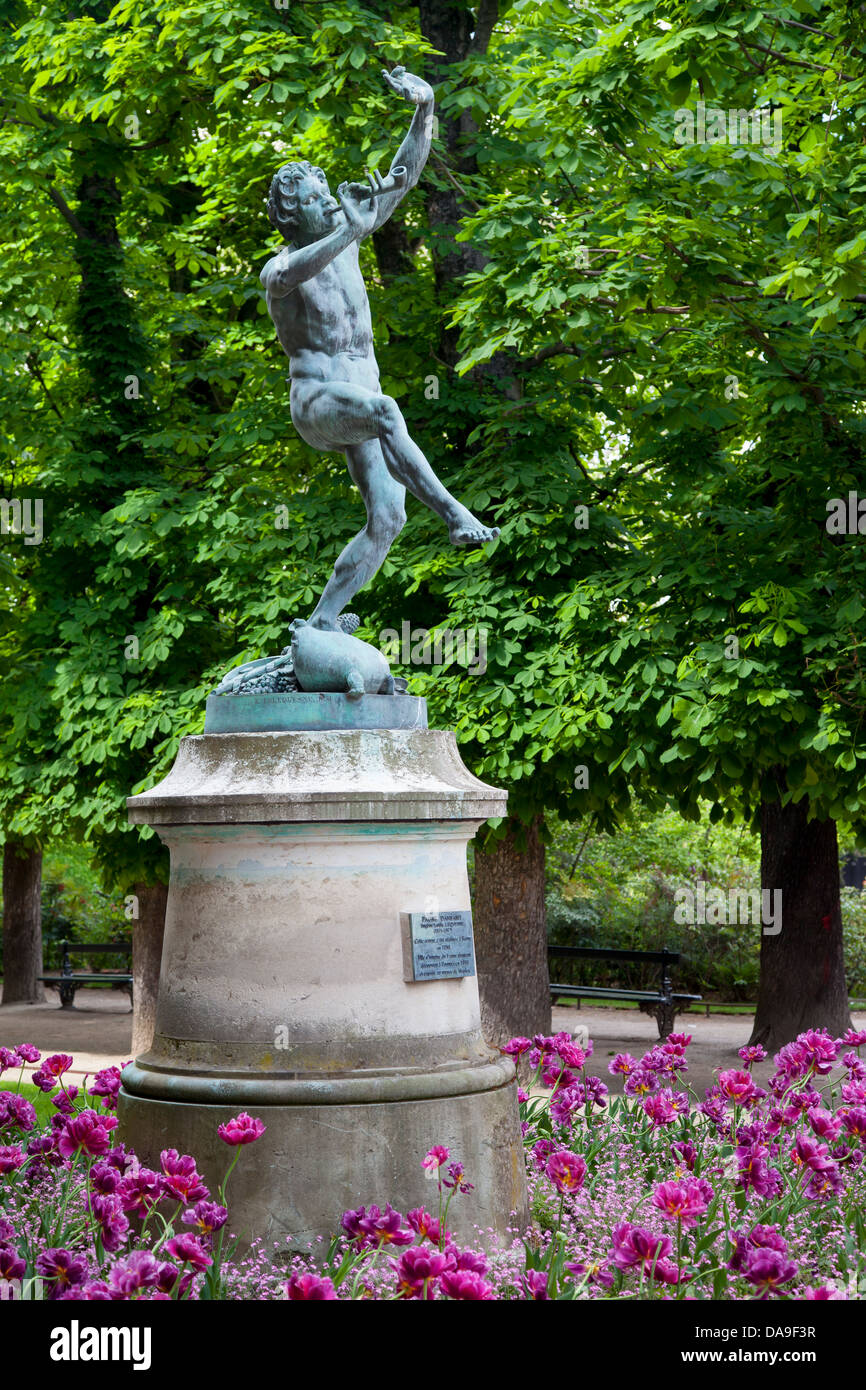 Bronze statue, Faune Dansant - Dancing Fawn (1850: Eugene Louis Lequesne), Jardin du Luxembourg, Paris, France Stock Photo