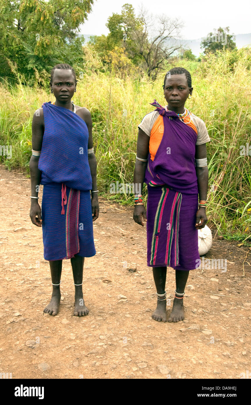 Two Kachipo girls, Ethiopia Stock Photo